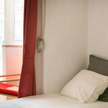 Graca 2 Quartos Com As Melhores Vistas De Lisboa